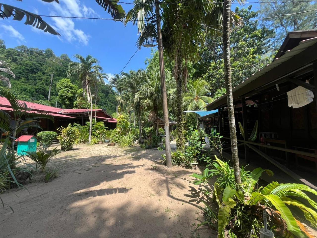 The Station Tioman Ξενοδοχείο Kampong Ayer Batang Εξωτερικό φωτογραφία