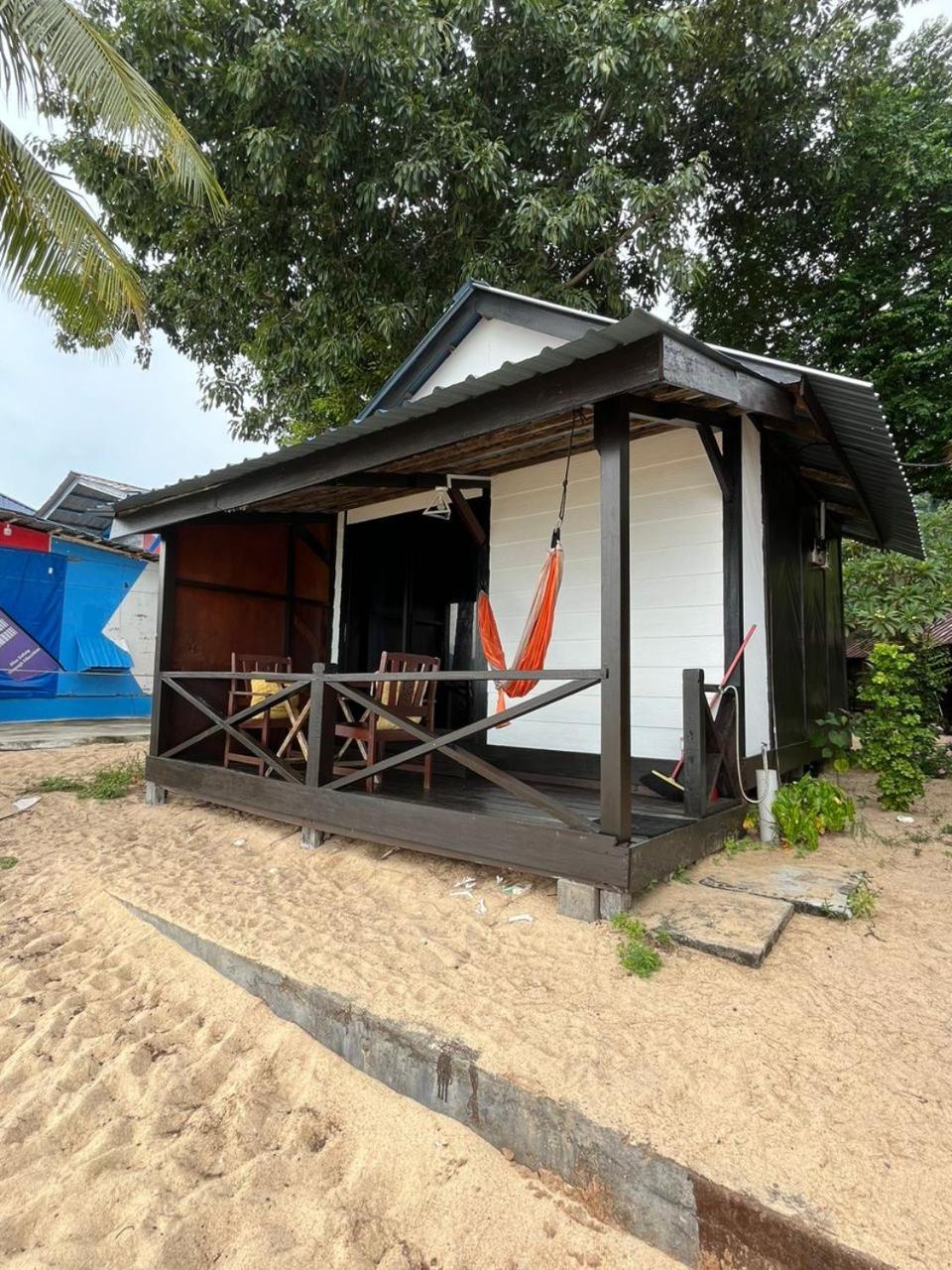 The Station Tioman Ξενοδοχείο Kampong Ayer Batang Εξωτερικό φωτογραφία